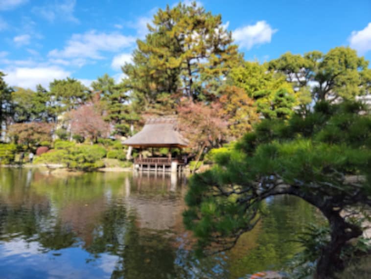 Hiroshima_Shukkeien_Garden_1