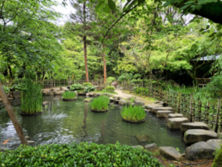 Hiroshima_Shukkeien_Garden_2