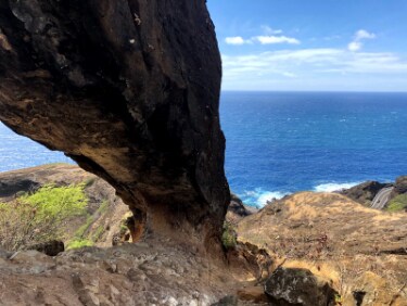 Honolulu_Koko_Crater_Railway_Trailhead_2