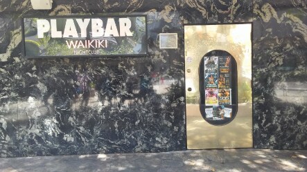 Honolulu_Play_Bar_Night_Club_Waikiki_6