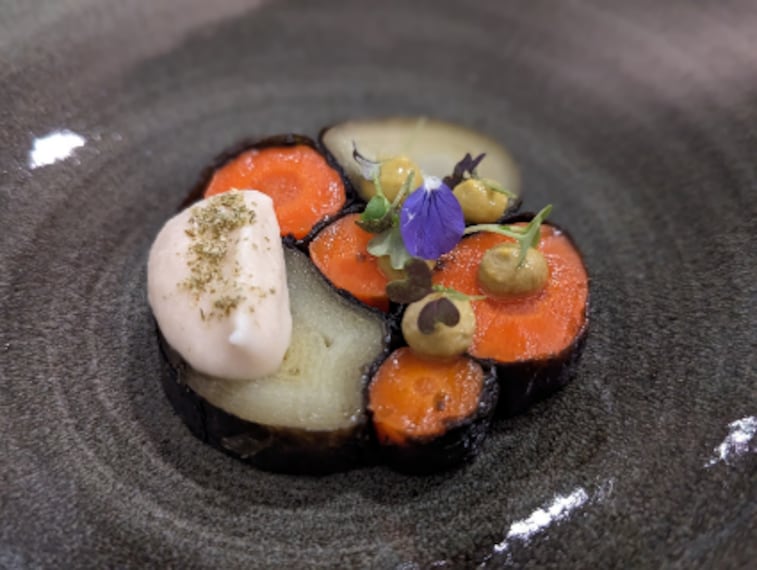 Honolulu_AV_Restaurant_3