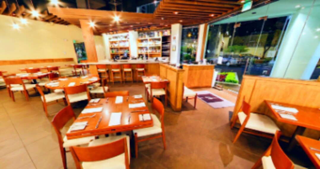 Honolulu_MW_Restaurant_1