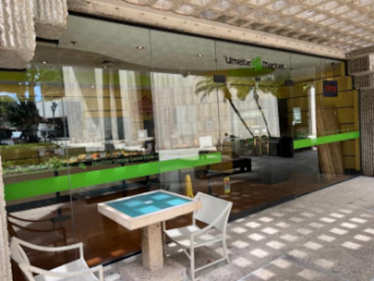 Honolulu_Umeke_Market_1