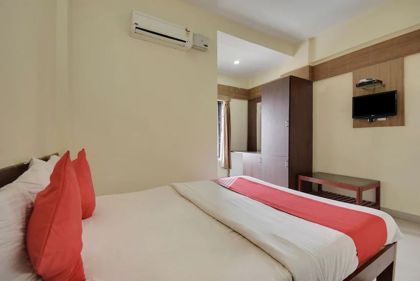 V_s_hotels_1