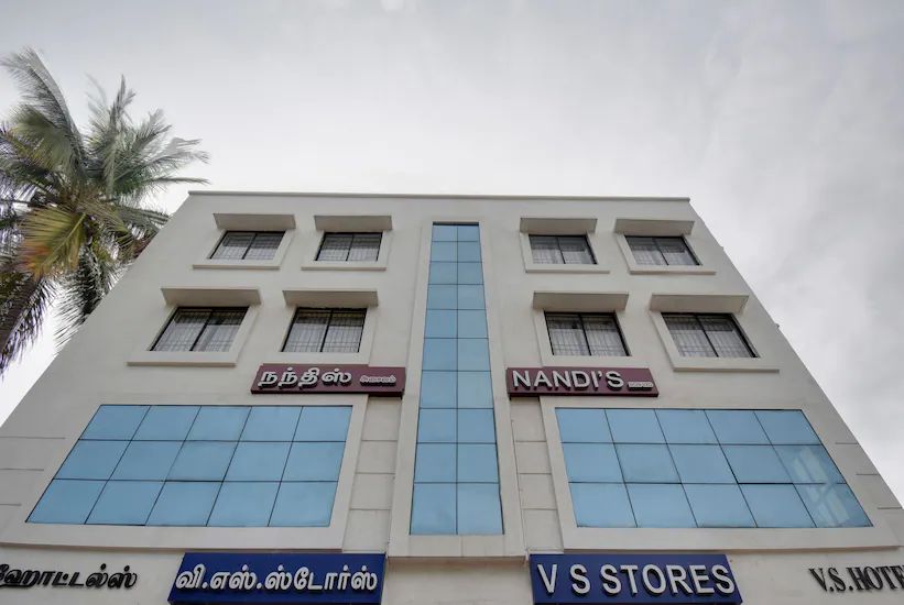 V_s_hotels_2