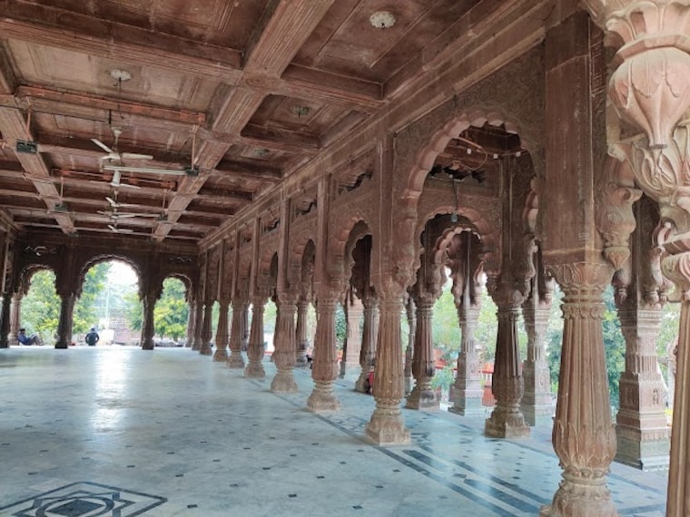Krishna_Puri_Chhatri_2
