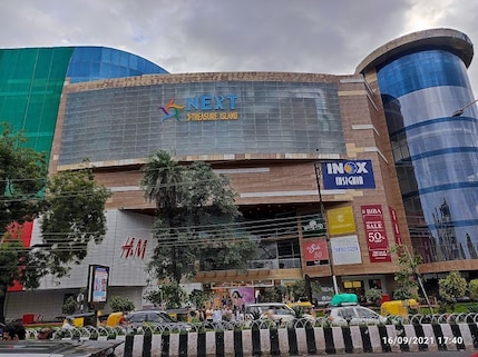 Treasure Island Mall