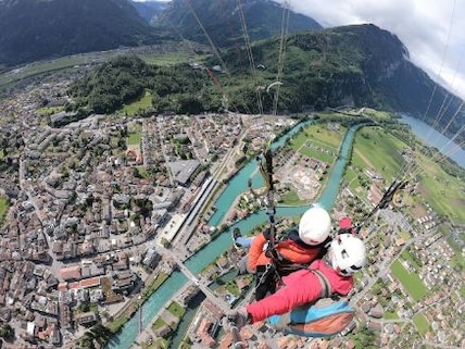 Paraglide over the Alps