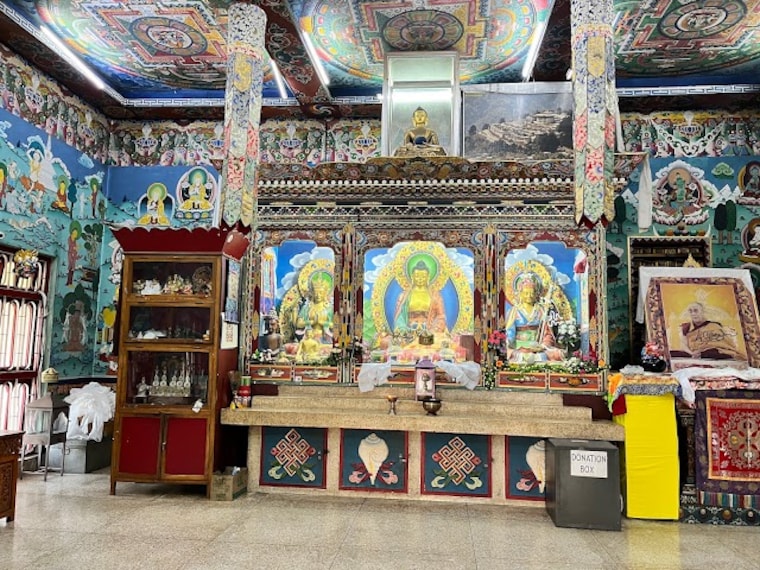 Gompa_Buddhist_Temple_3