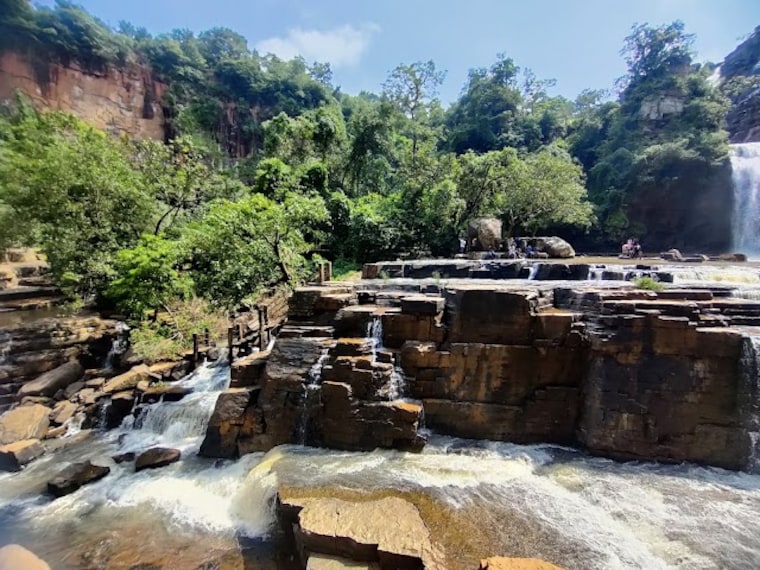 Tirathgarh_Waterfalls_2