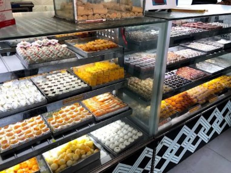 jaipur_rawat_mishtan_bandar_2