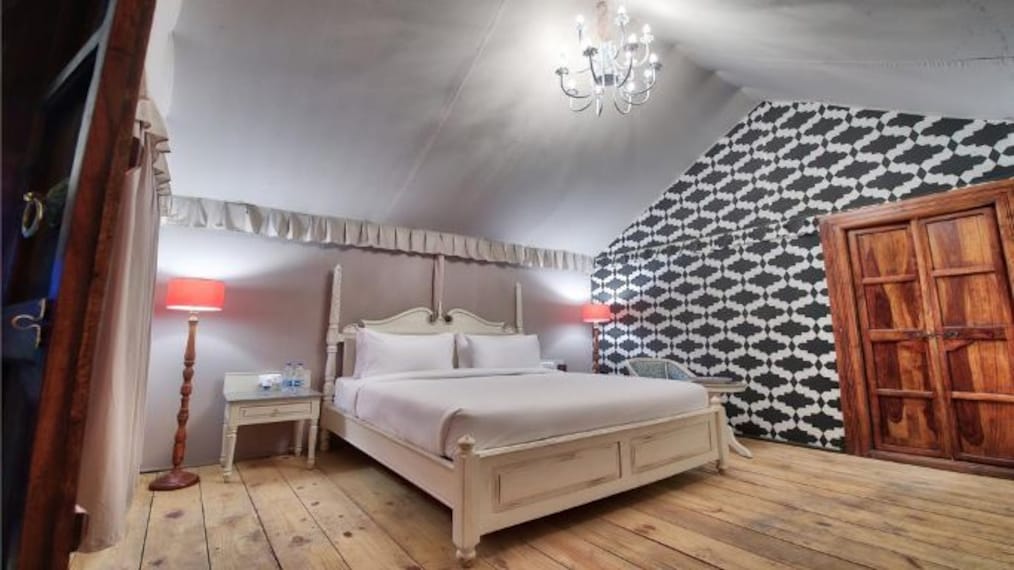 jaipur_sambhar_heritage_resort_1