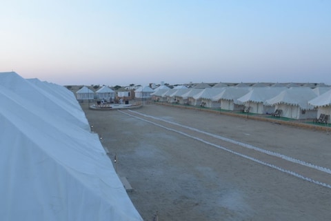 Sunrise Desert Resort