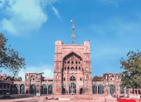 Atala Masjid