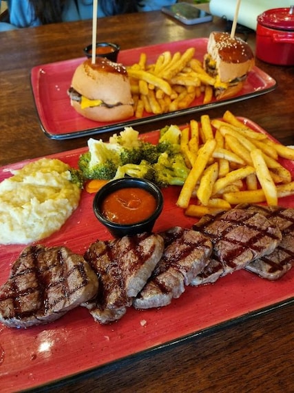 sultans_steakhouse_jeddah_2