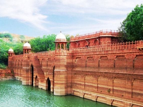 jodhpur_welcomheritage_bal_samand_lake_palace