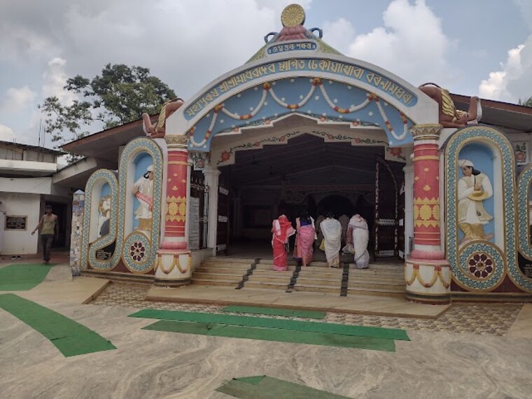Dhekiakhowa_Bor_Namghar_1