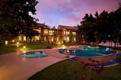 Waterwoods Lodges & Resorts