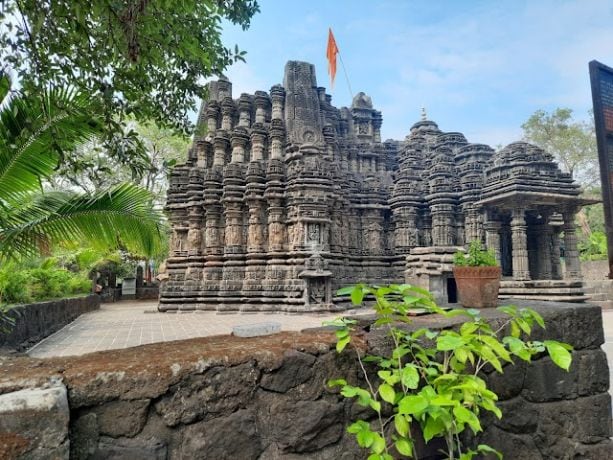 Shiv_temple_ambernath_1