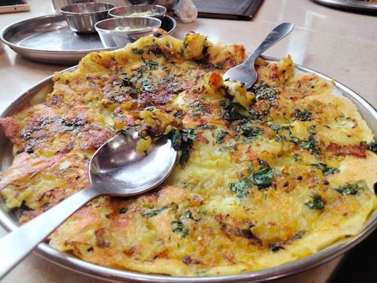 Hotel_gurudev_nx_restaurant_2