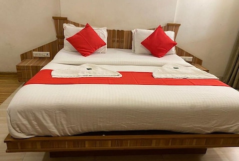 Hotel Praveen International