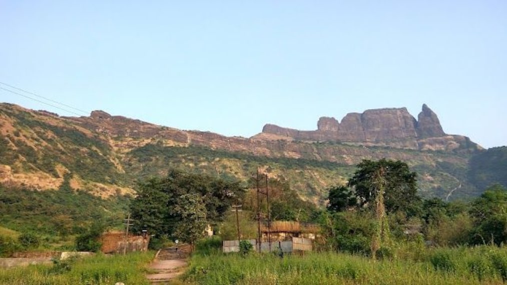 Malanggad_fort_1