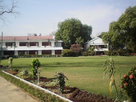 Kamla Retreat