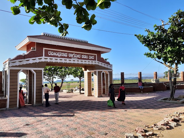 Rabindranath_Tagore_Beach_1