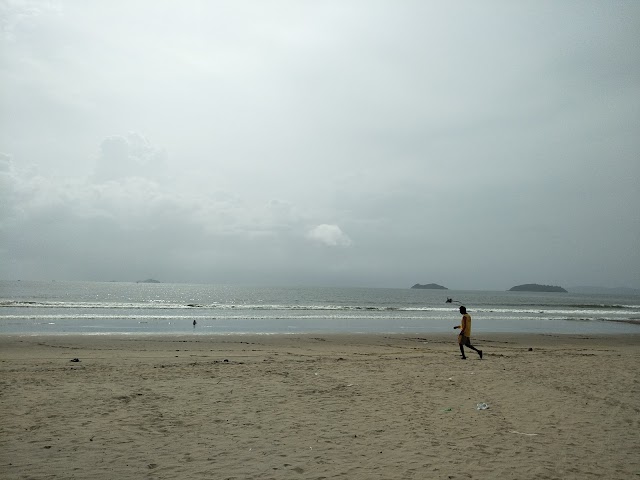 Rabindranath_Tagore_Beach_3