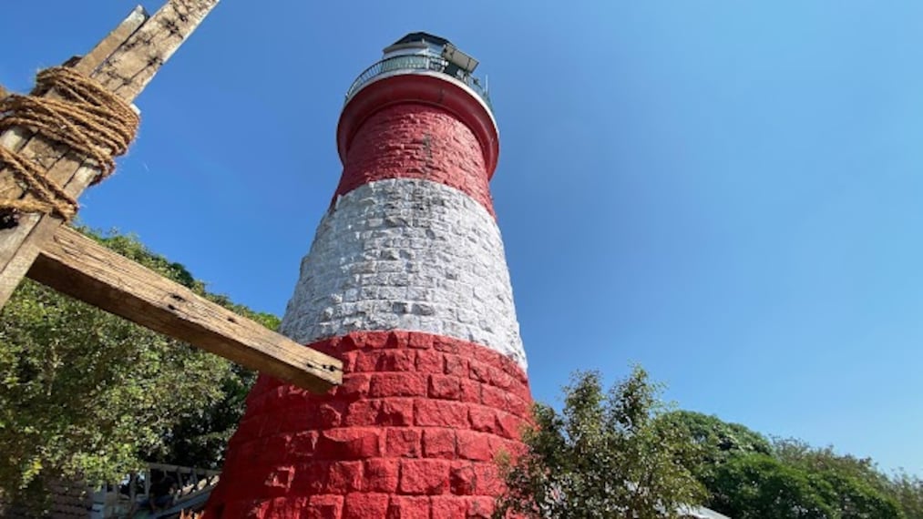 Oyster_Rock_Lighthouse_4