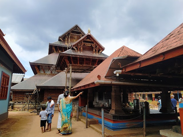 Madhur_Sri_Madanantheshwara_Siddhivinayaka_Temple_2