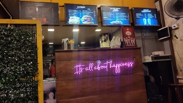 Olive_Street_Food_Cafe_1