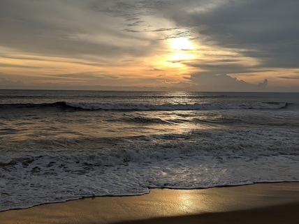 Thaikadappuram Beach
