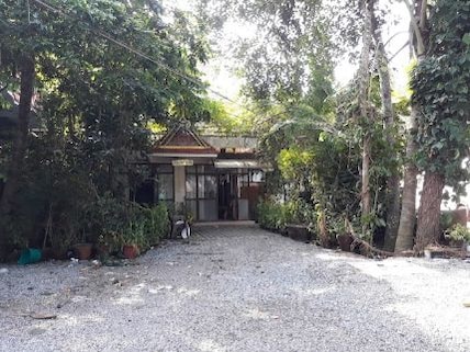 Therapeutic Ayurvedic Massages