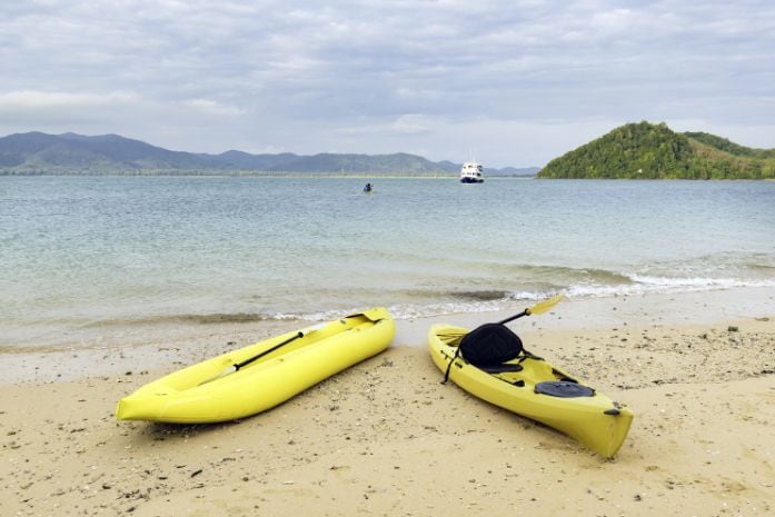 krabi_kayaking_in_ao_thalane_bay_4