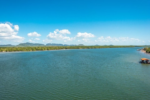 Diving at Ko Lanta Yai