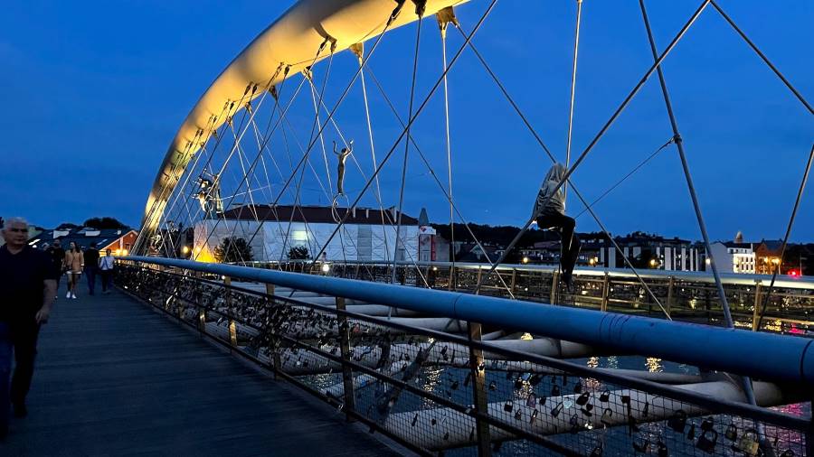 Krakow_Father_Bernateks_Bridge_5