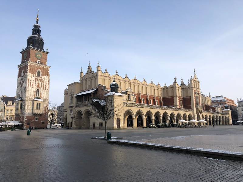 Krakow_Main_Market_Square_3