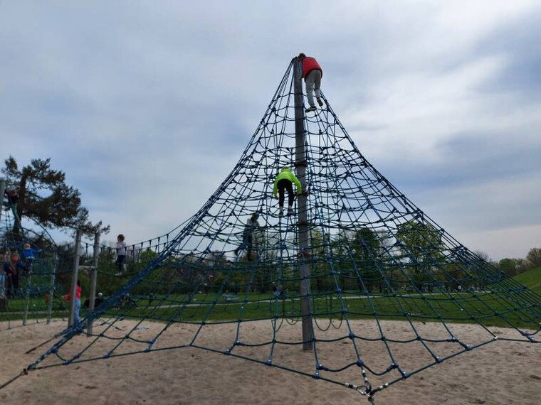 Krakow_Henryk_Jordan_Park_8