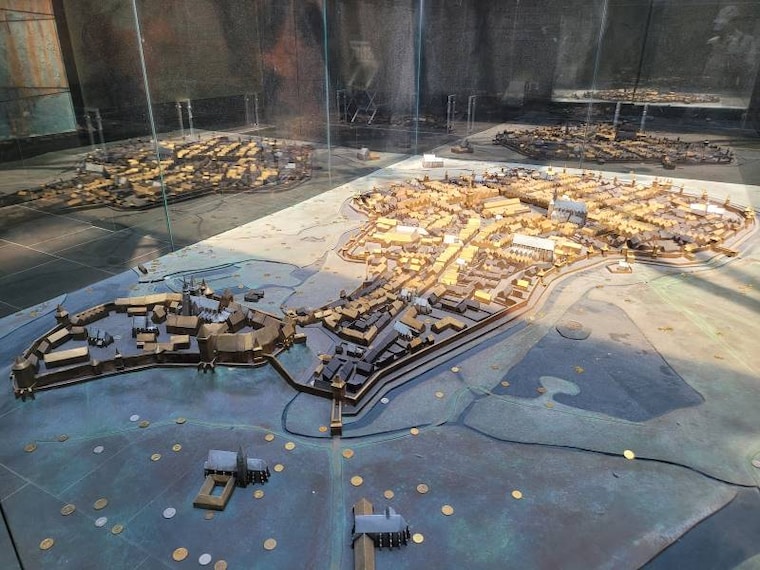 Krakow_Rynek_Underground_4