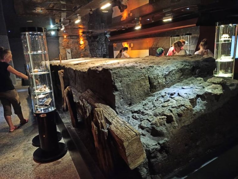 Krakow_Rynek_Underground_9