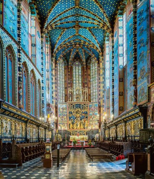 Krakow_St_Marys_Basilica_2