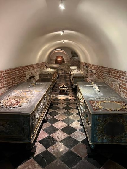 Krakow_Wawel_Cathedral_10