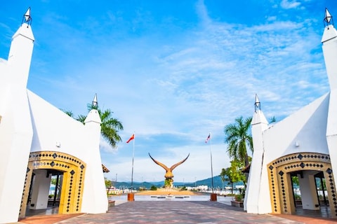Dataran Lang