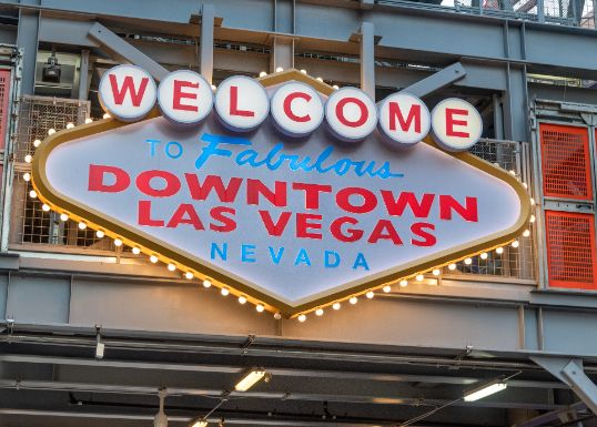 las_vegas_fremont_street_experience