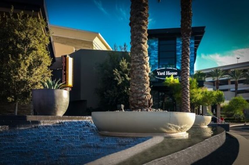 las_vegas_yard_house