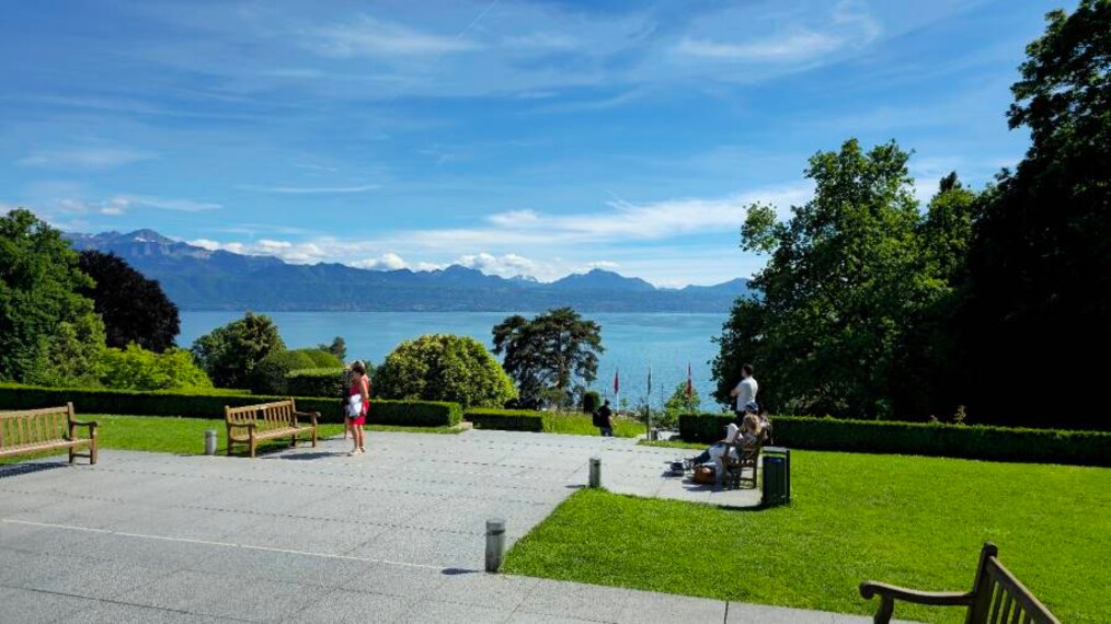 Lausanne_Parc_Olympique_3