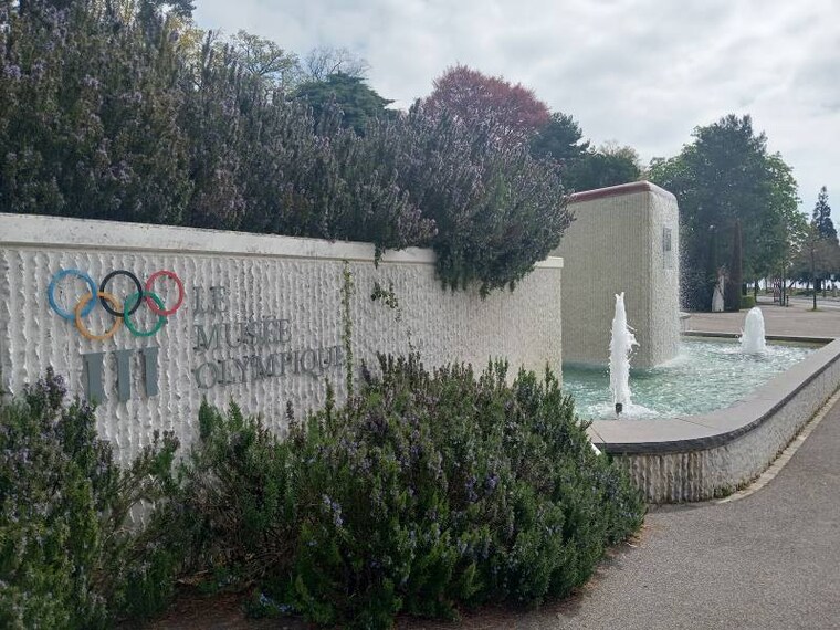 Lausanne_Parc_Olympique_4