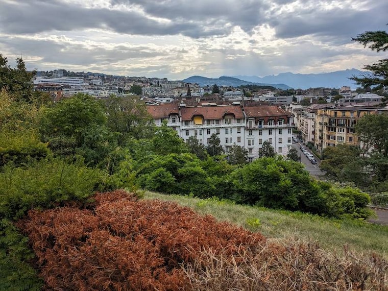 Lausanne_Parc_de_Milan_7