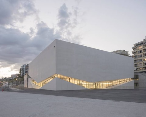 Museum of Contemporary Design & Applied Arts